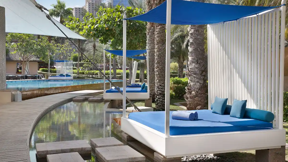 Exploring Different Types of Cabanas in Dubai
