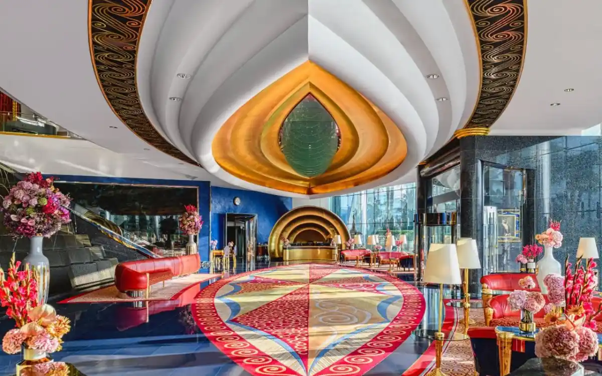 Burj Al Arab ist das Symbol des luxuriösesten Hotels der Welt.