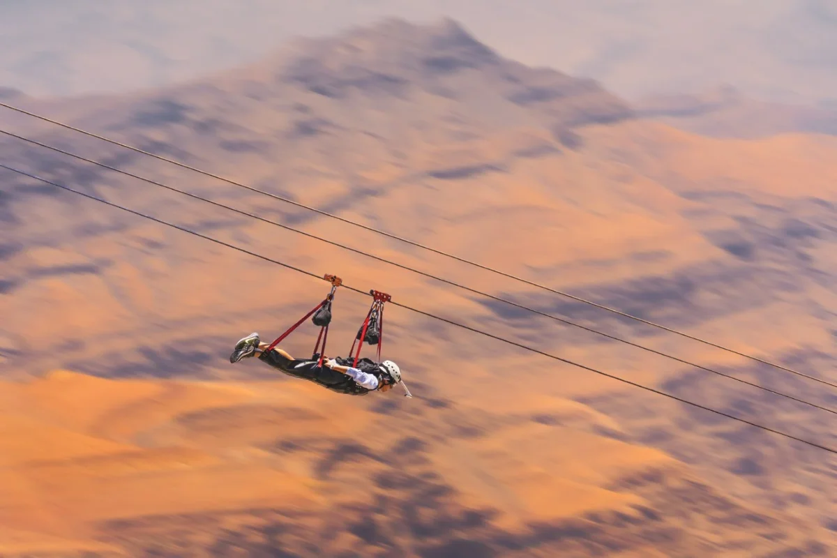 Ausrüstung und Annehmlichkeiten auf der Zipline-Route