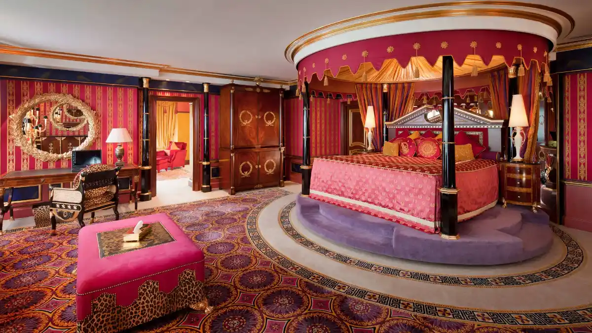 Überprüfung der Hotelzimmer im Burj Al Arab Dubai