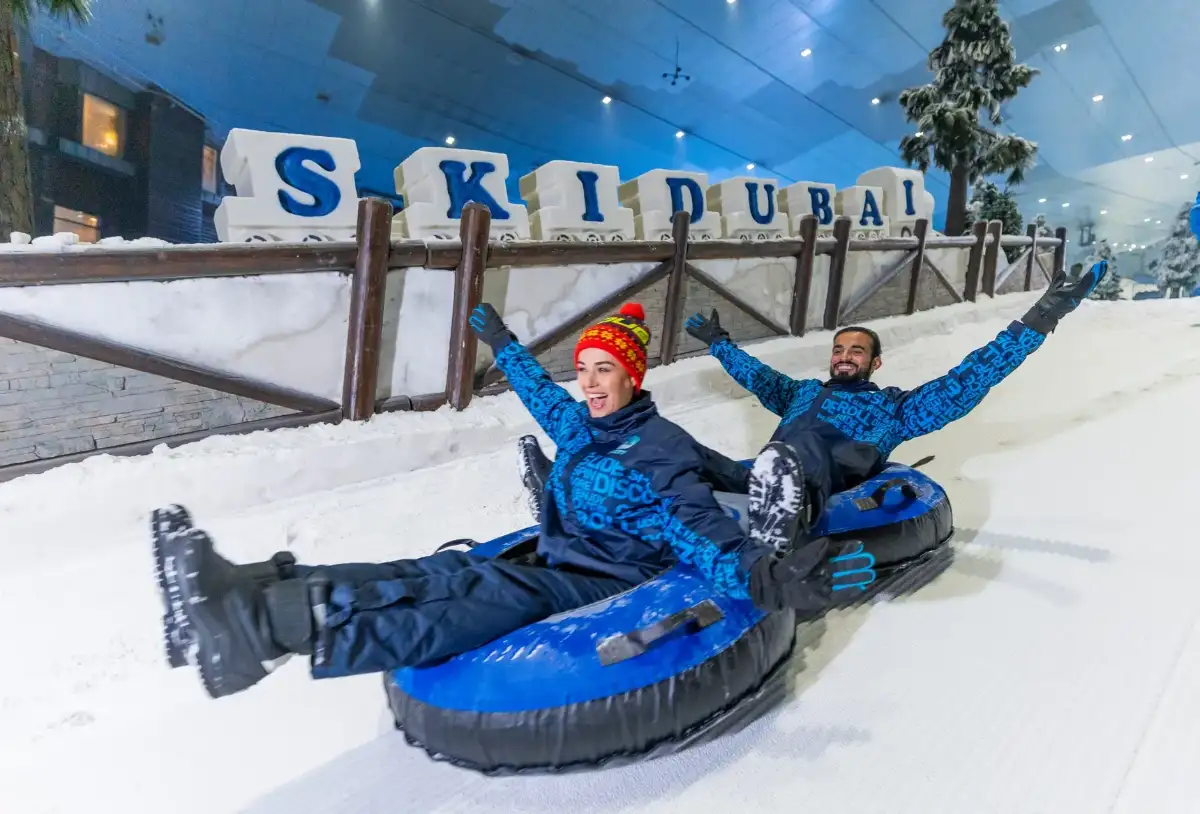 Wie hoch sind die Skikosten in Dubai?