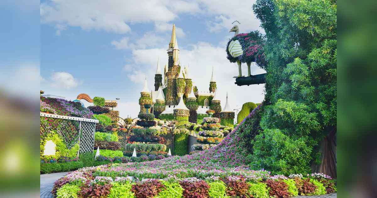 Dubai Offers Free Entry to Miracle Garden for Children