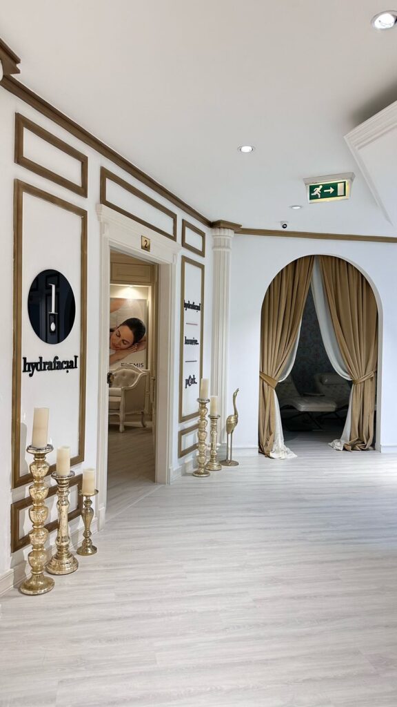 Locks by LouLou | Al Wasl Road - womenhairsalon
